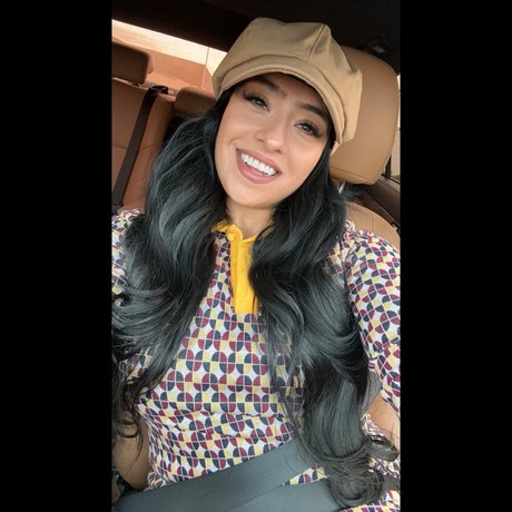 GoddessSandra beautiful actress photos