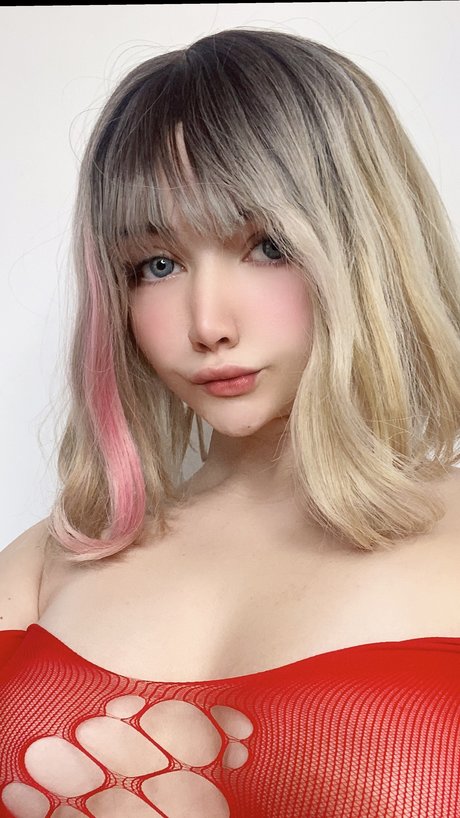 Sweet Lou pornographic model picture