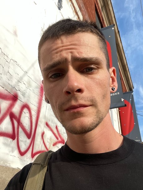 Sam Ryan best star picture