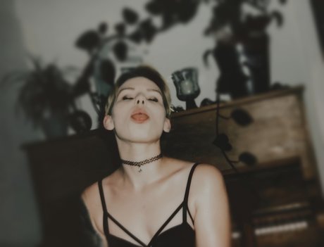 over 50 onlyfans pretty photo