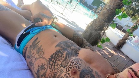 Saul Kamasutra pretty star pics