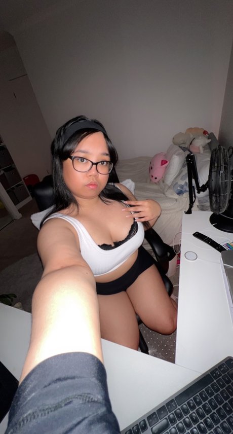 curvy lesbian onlyfans sexy nudes gallery