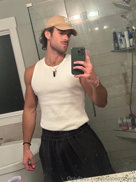 Huntermcvey beautiful actress gallery