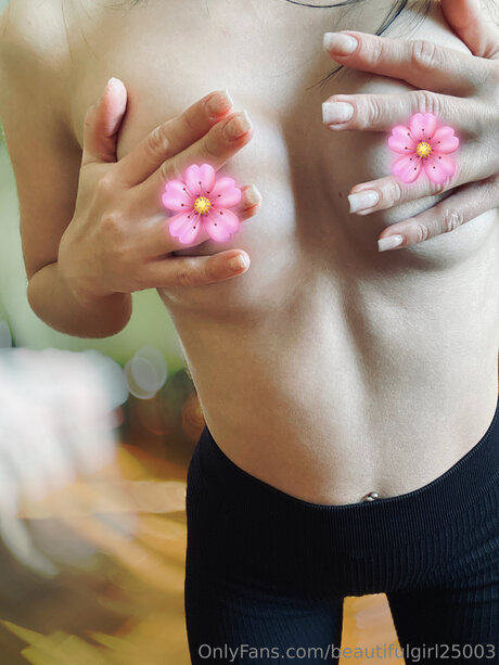 Beautifulgirl25003 model top archive