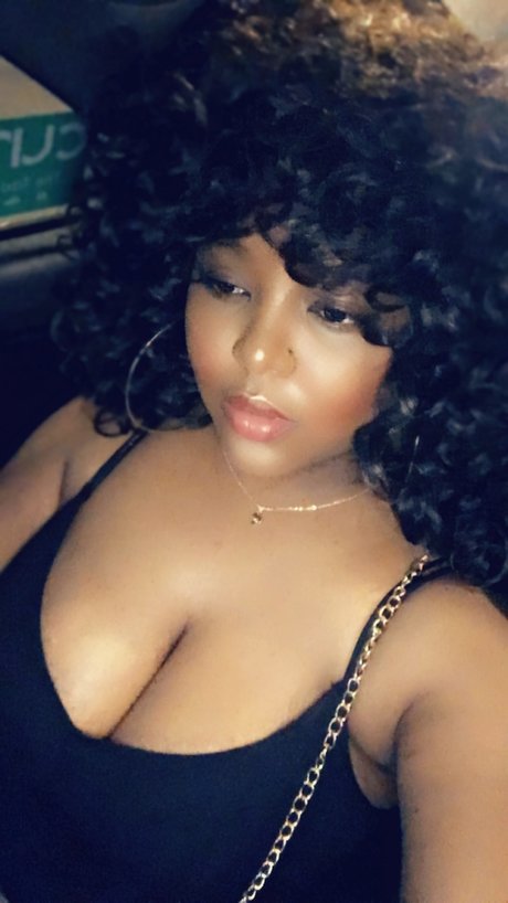 Jo London porn model images