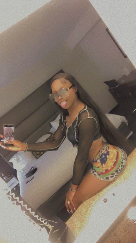 Dabossbanks nude star pictures