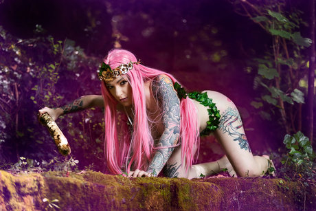 z0mbiikitty beautiful model image