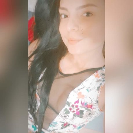 Yuyi sex model image