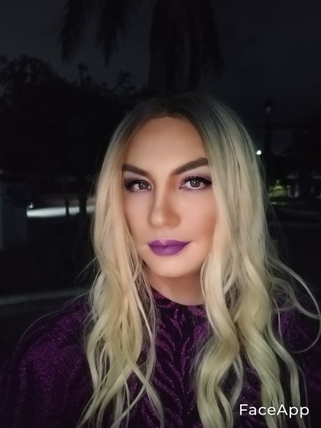 Ale Cassandra Maya star erotic picture