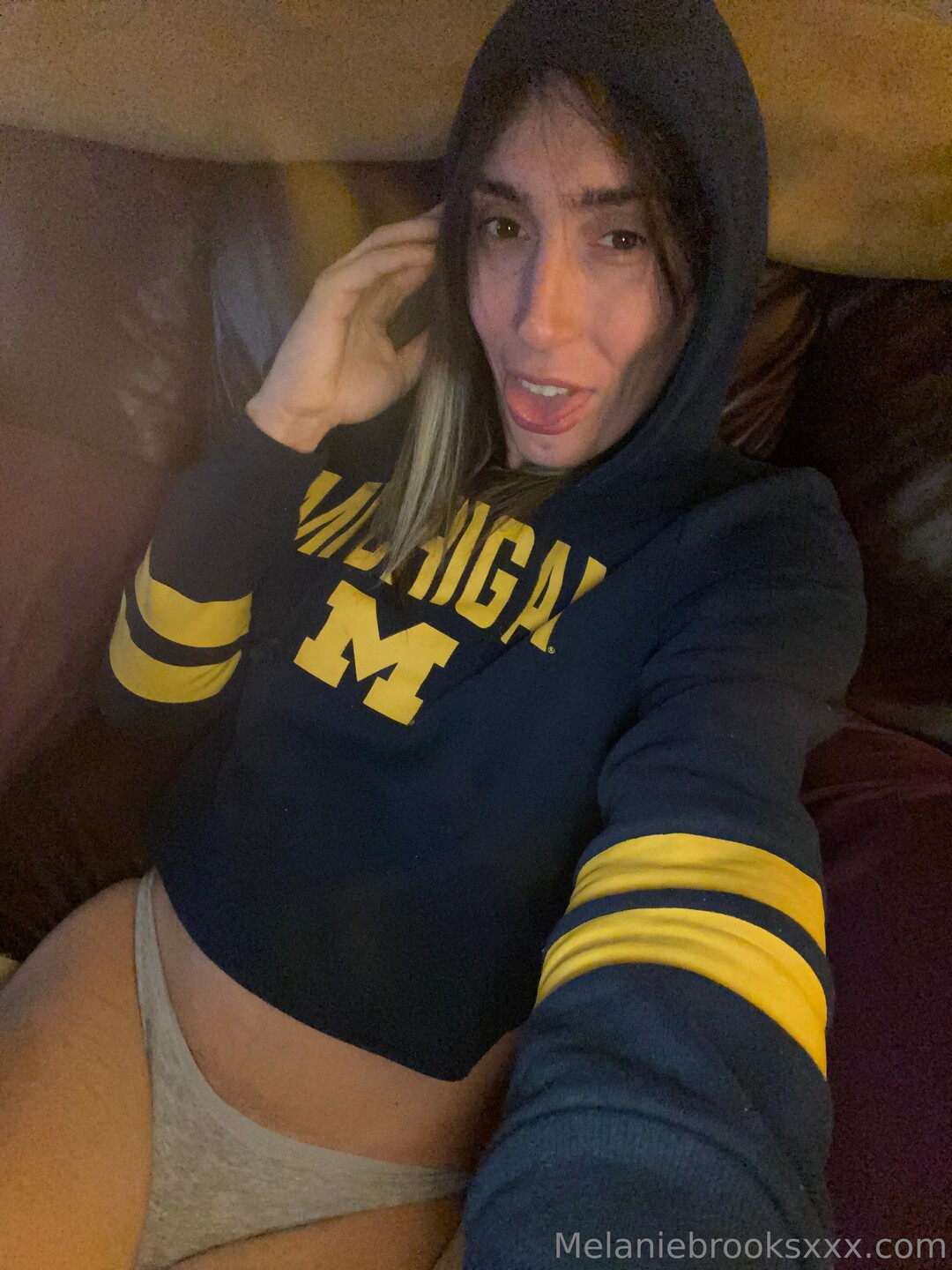 MelanieBrooks star nude archive