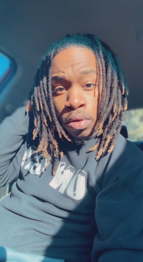 7 V nude pornstar pictures