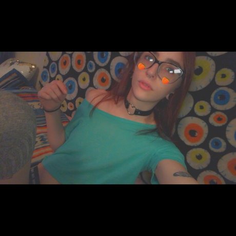 Caitie_ star top images