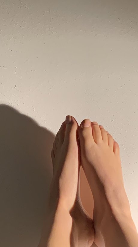 juicy feet pornstar pretty photo