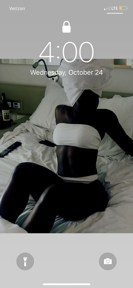 parisbentleyy nude pornstar galleries