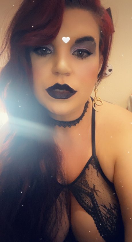 Scarlett Brew_ star hd img