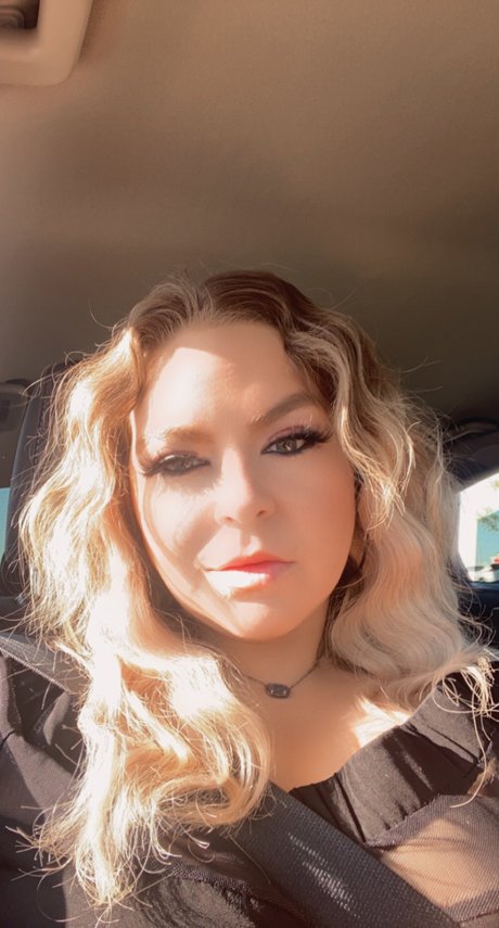 Glamdoll Veron erotic pornstar galleries