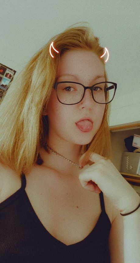 Renee Simcox model perfect pics