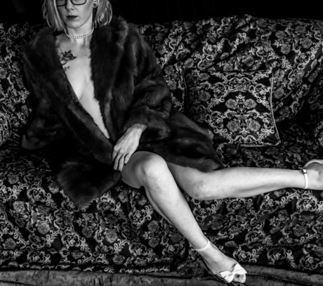 Mimi Abernathy_ nudes model photos