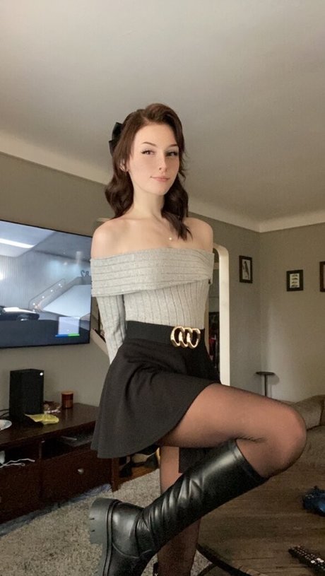 gorgeous onlyfans beautiful image