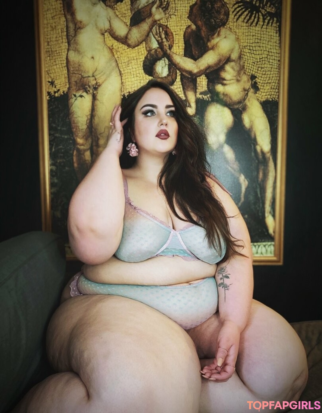 plump princess model nude images