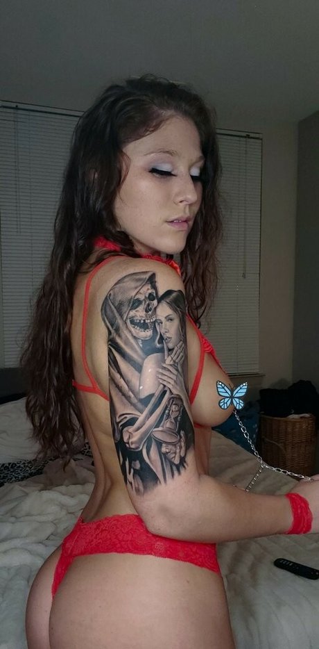 Nialeebb Nialeebby pornstar xxx archive