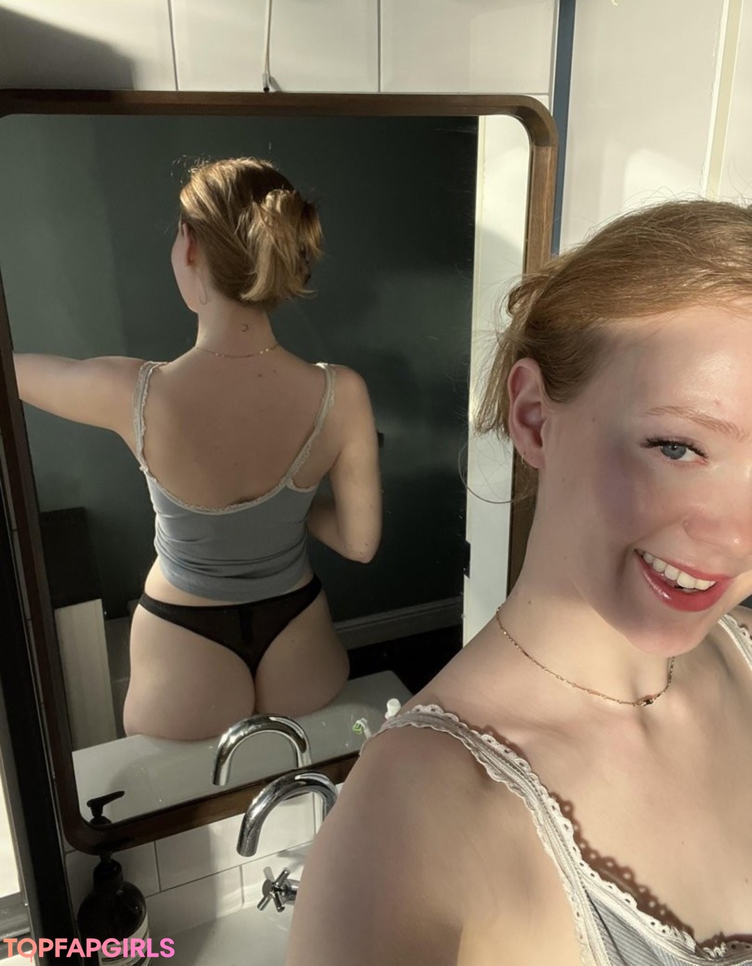 Librarosebud sexy star pic