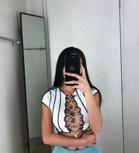 buonapetiteassian pornographic actress img