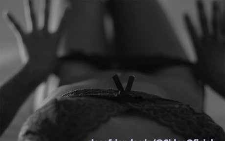 skinny brunette onlyfans nudes picture