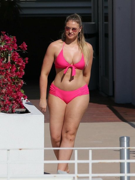 black female onlyfans free nude pic