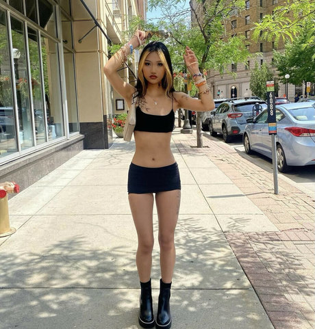 Foreign bich pretty pornstar pic