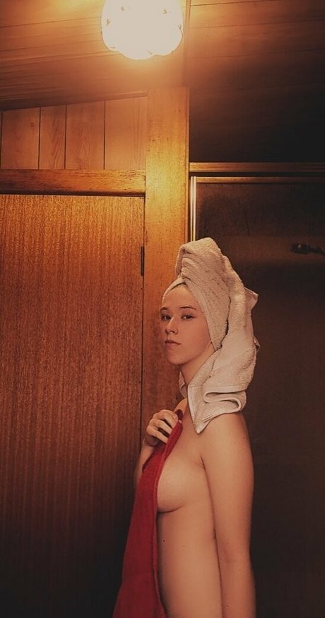 maxxyshy high quality actress galleries