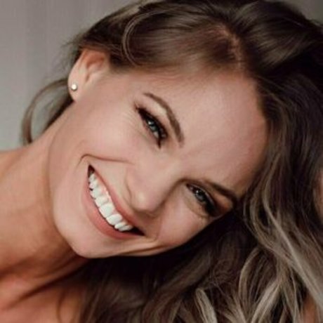 ezrapaige beautiful model pics