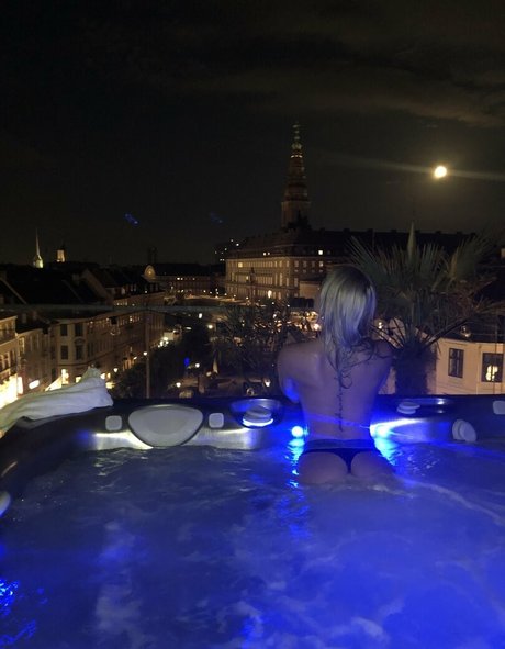 over 50 onlyfans hot nude pic