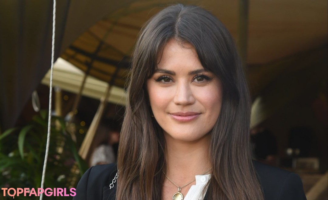Sophie Porley exclusive star photos