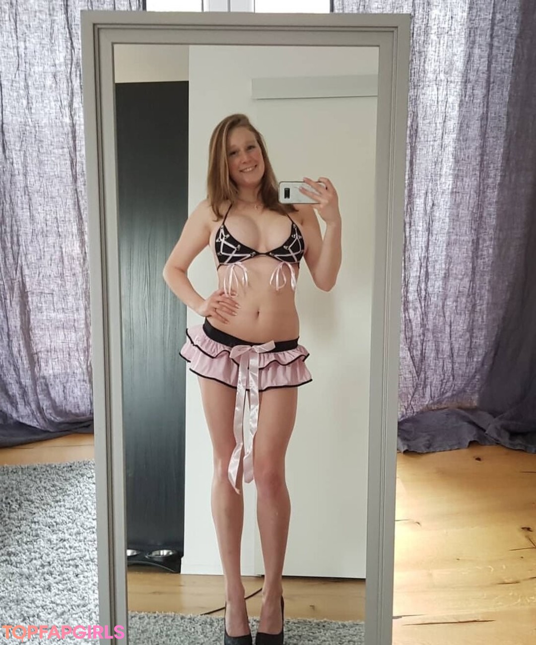 Jojo Kiss model nude pics