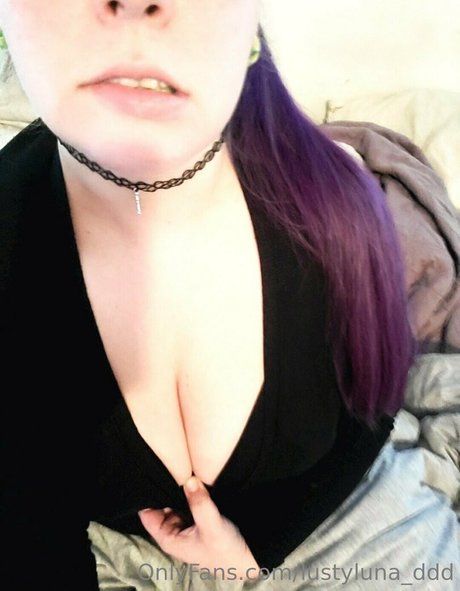 lustyluna ddd erotic pornstar img
