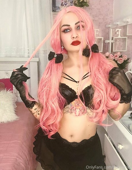 francyfree naked star pic