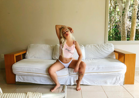 francyfree pretty pornstar pic