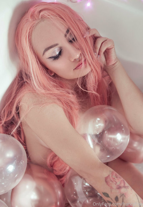 francyfree model pretty img