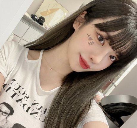 Se Yeon high quality actress photos