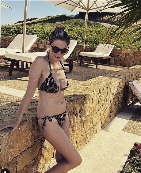 Lisa Faulkner naked pornstar galleries