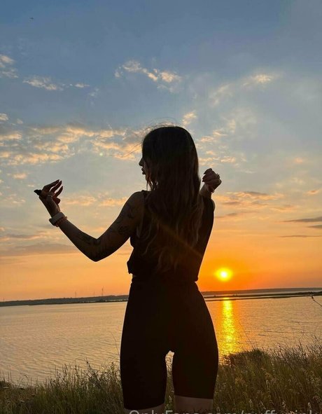 pollyy lolly model nice photo