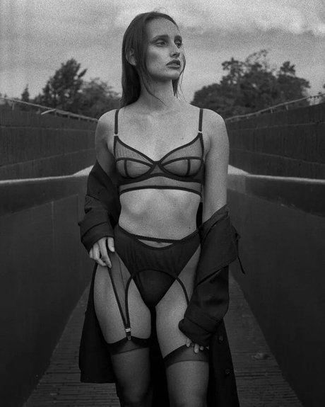 mature blonde onlyfans pornos pictures