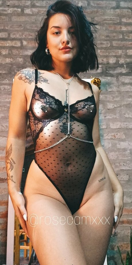 rosecamxxx hot model pics