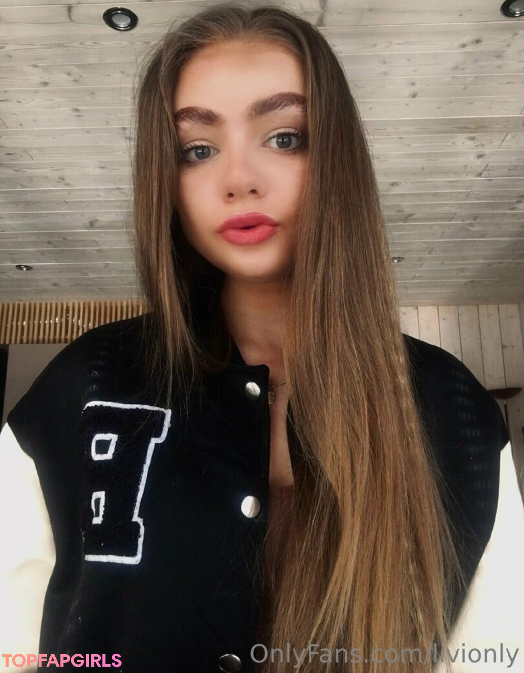 livionly pornstar exclusive img