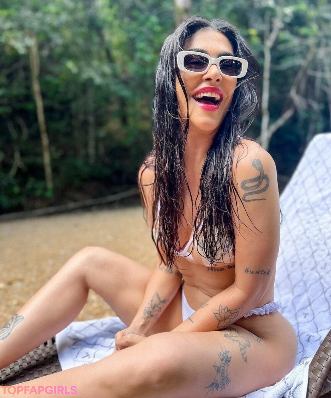 Cleo Pires model exclusive picture