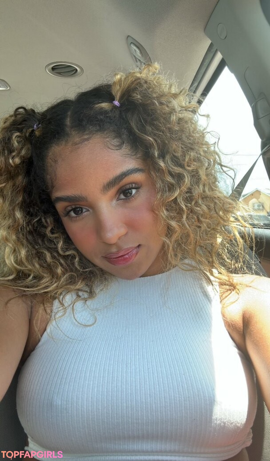 AyannaMarcelin best model photo