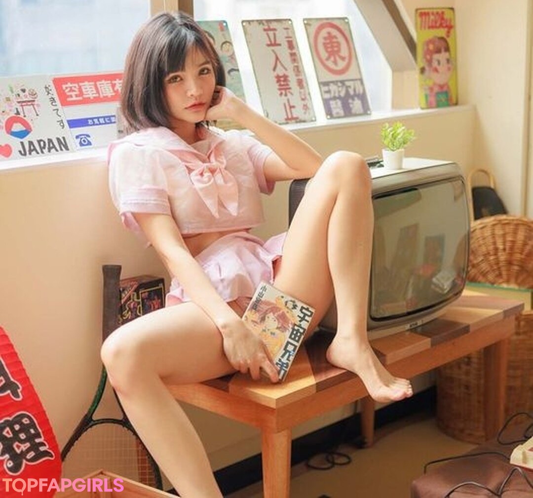 Kaijeaw Sirinrat naked model photos