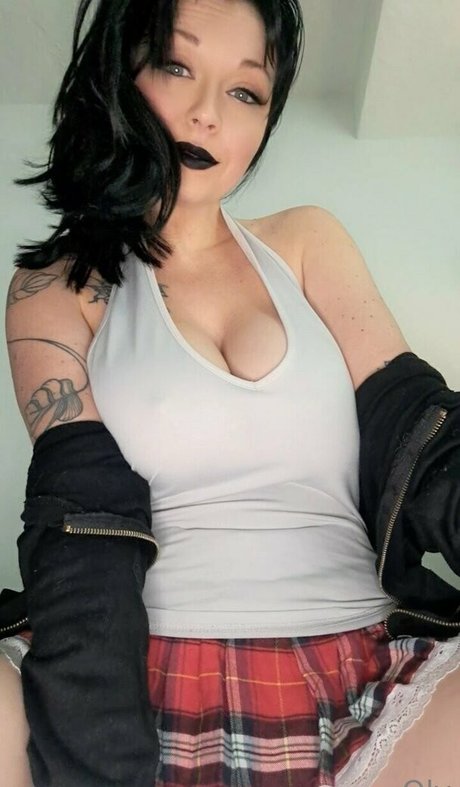 youcancallmeoly star image