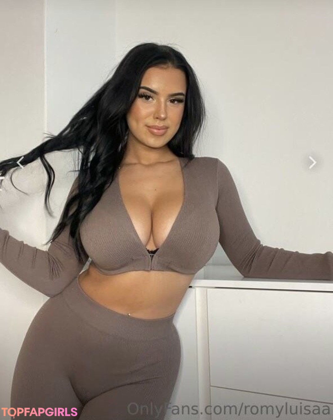 Romyluisaa pornographic star images